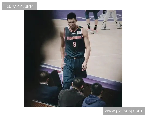 易建联将代表中国男篮参加奥运会备战，期待他再创辉煌